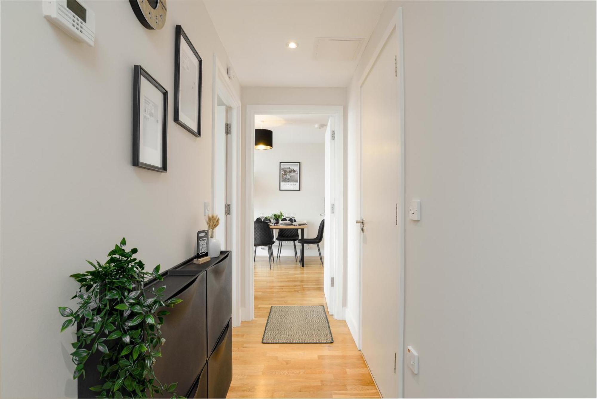 Premium Apartment - Allocated Parking - Great Location Πλίμουθ Εξωτερικό φωτογραφία